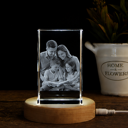 Luminária em Cristal Retrato Fiel – Edição Memória em Família
