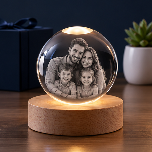 Luminária Esfera de Cristal Vínculo Familiar – Edição Universo em Família
