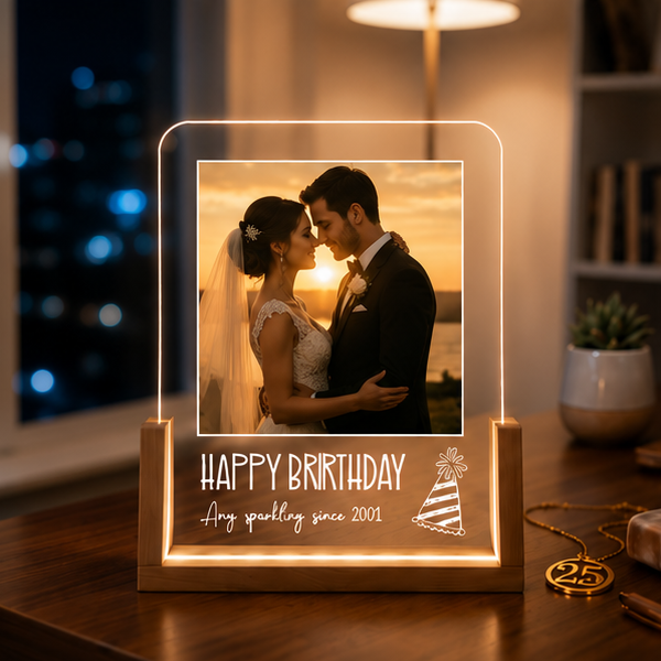Luminária em Acrílico com Foto e Frase – Edição Casal